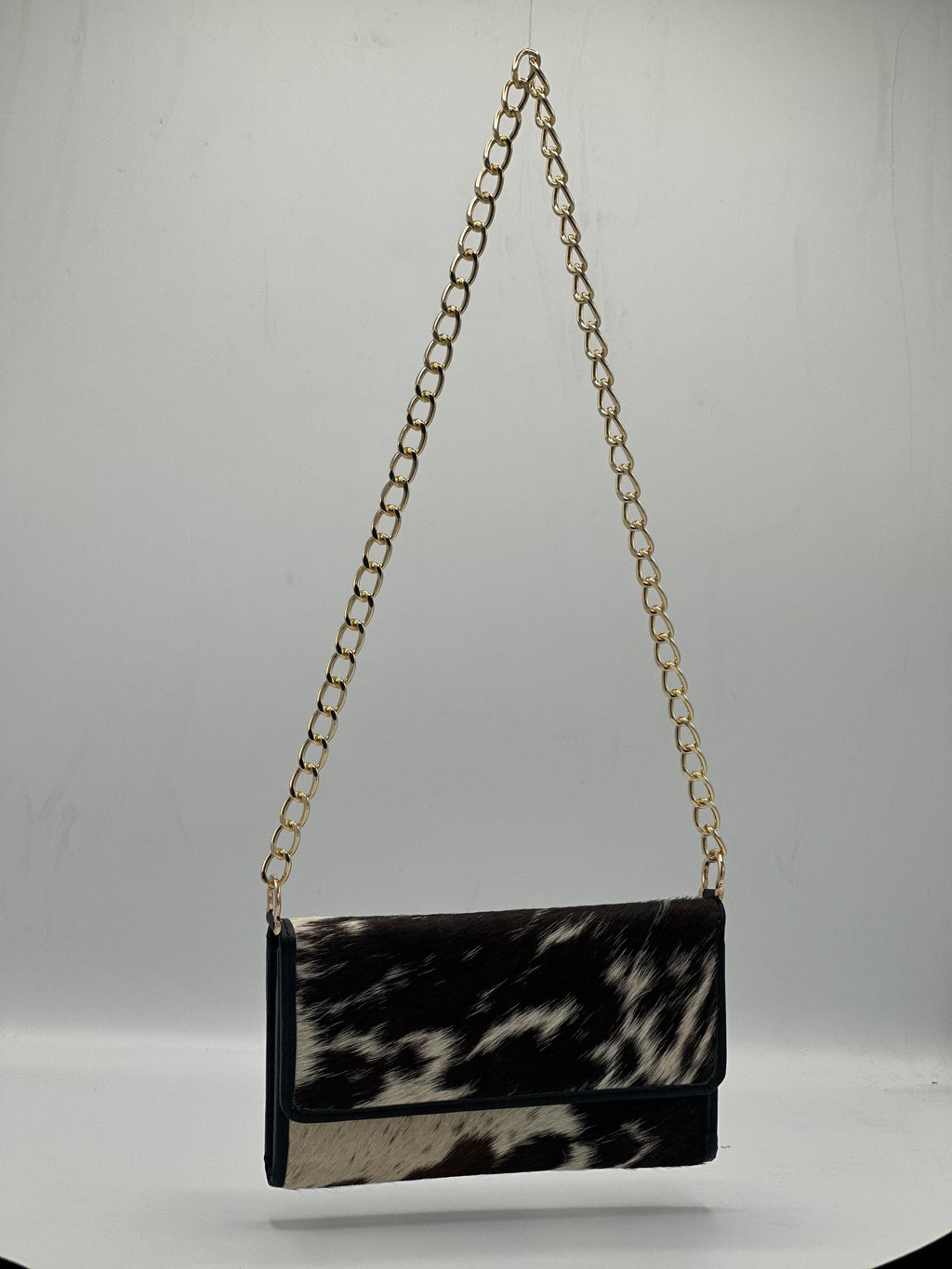 Black hair on clutch