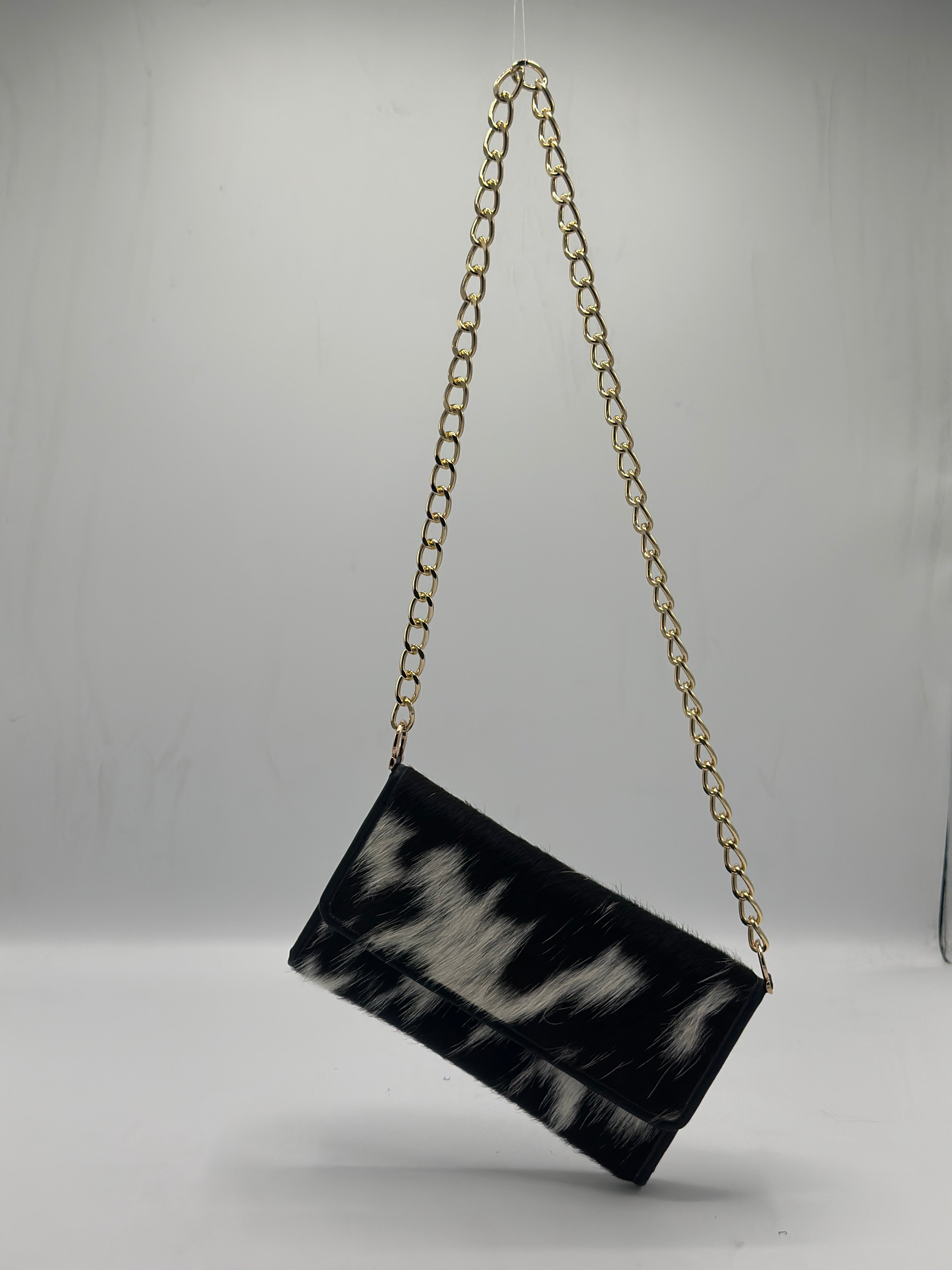 Black hair on clutch